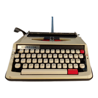 Brother brunsviga mechanical typewriter with its carrying lid - vintage