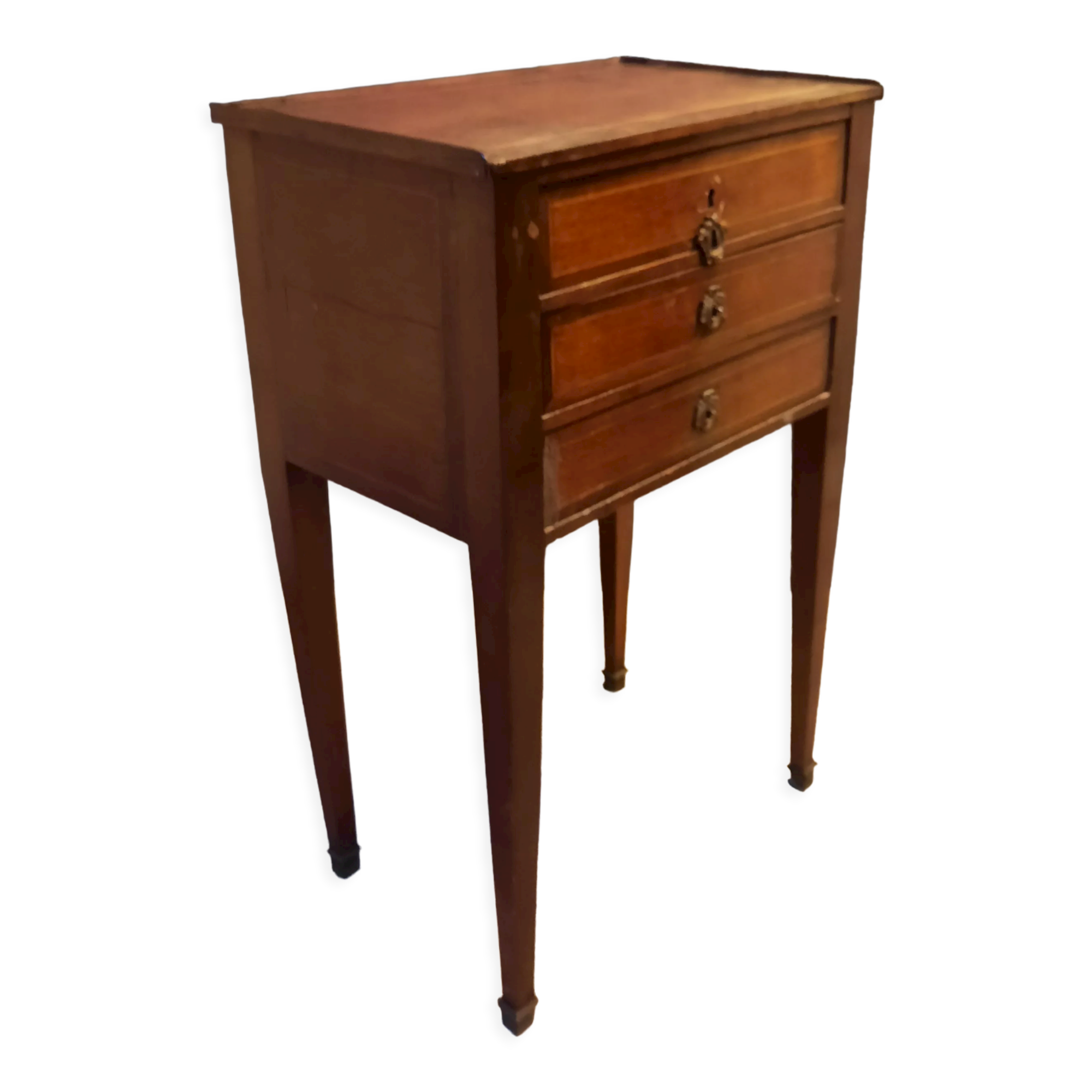 Antique chest of drawers in veneer