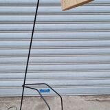 Tripod floor lamp
