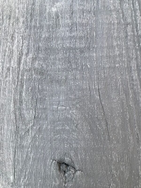 Table basse bois brûlé