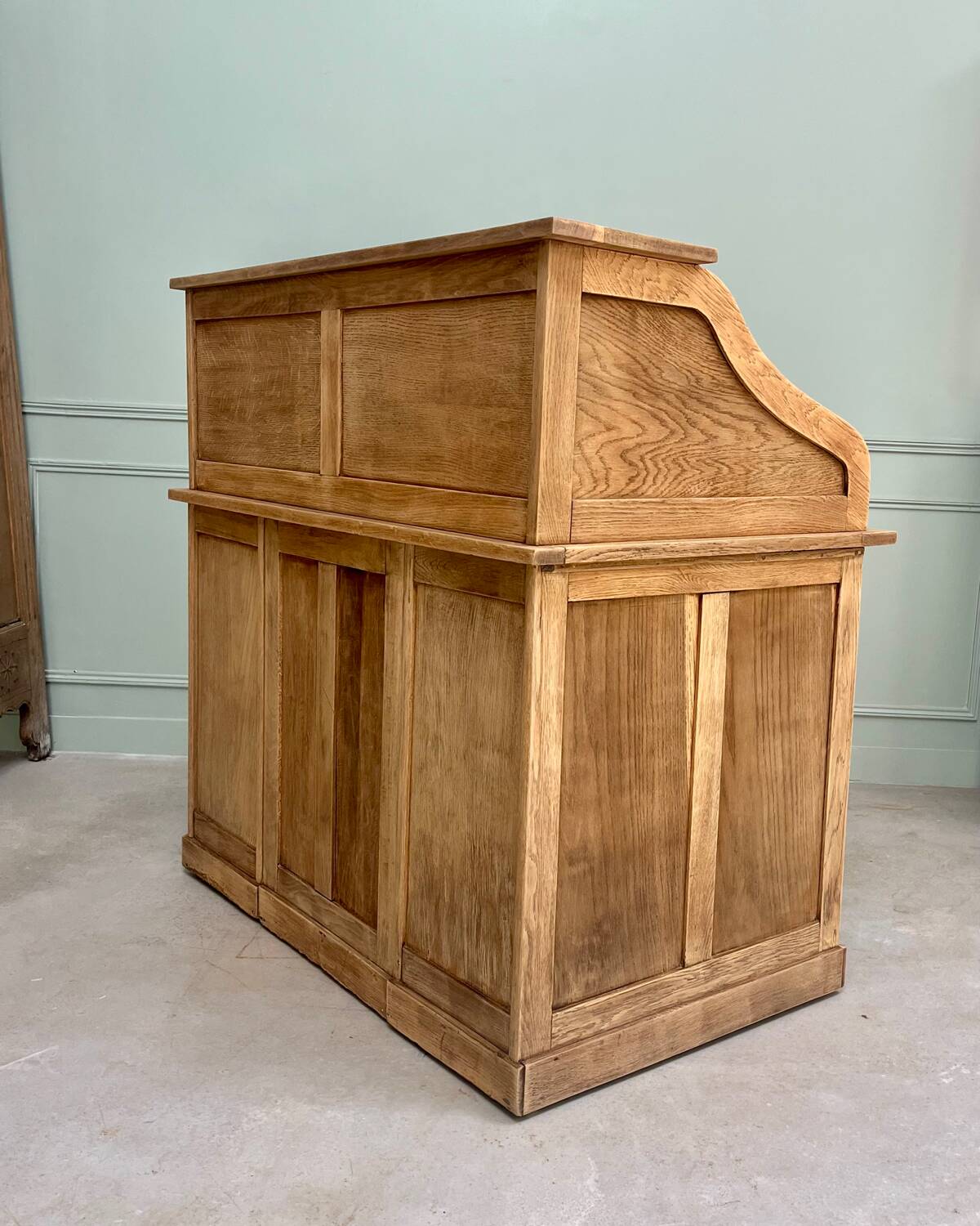 Bureau américain à rideau / Comptoir