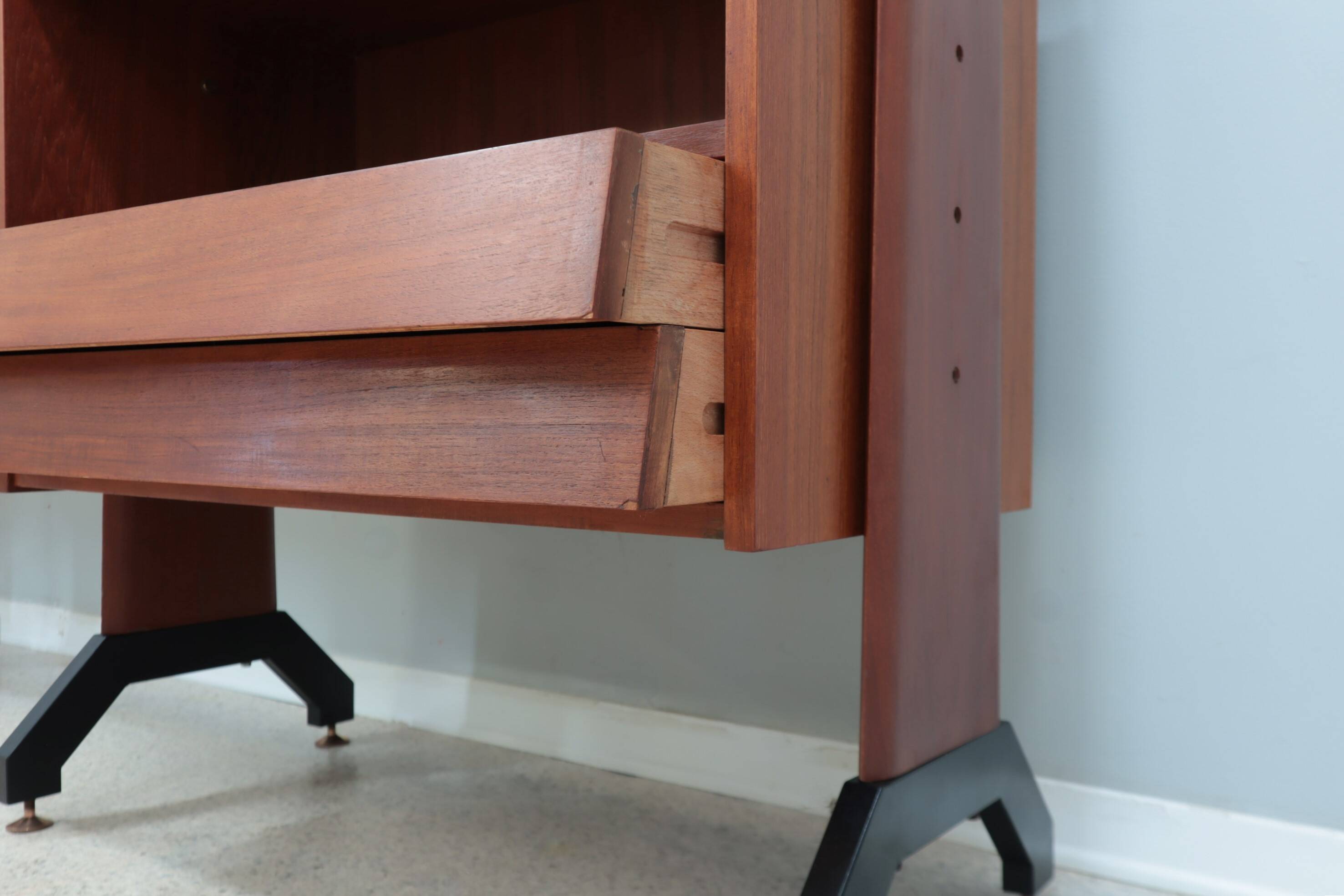 Mid century modular teak bookcase AV Arredamenti 1960s