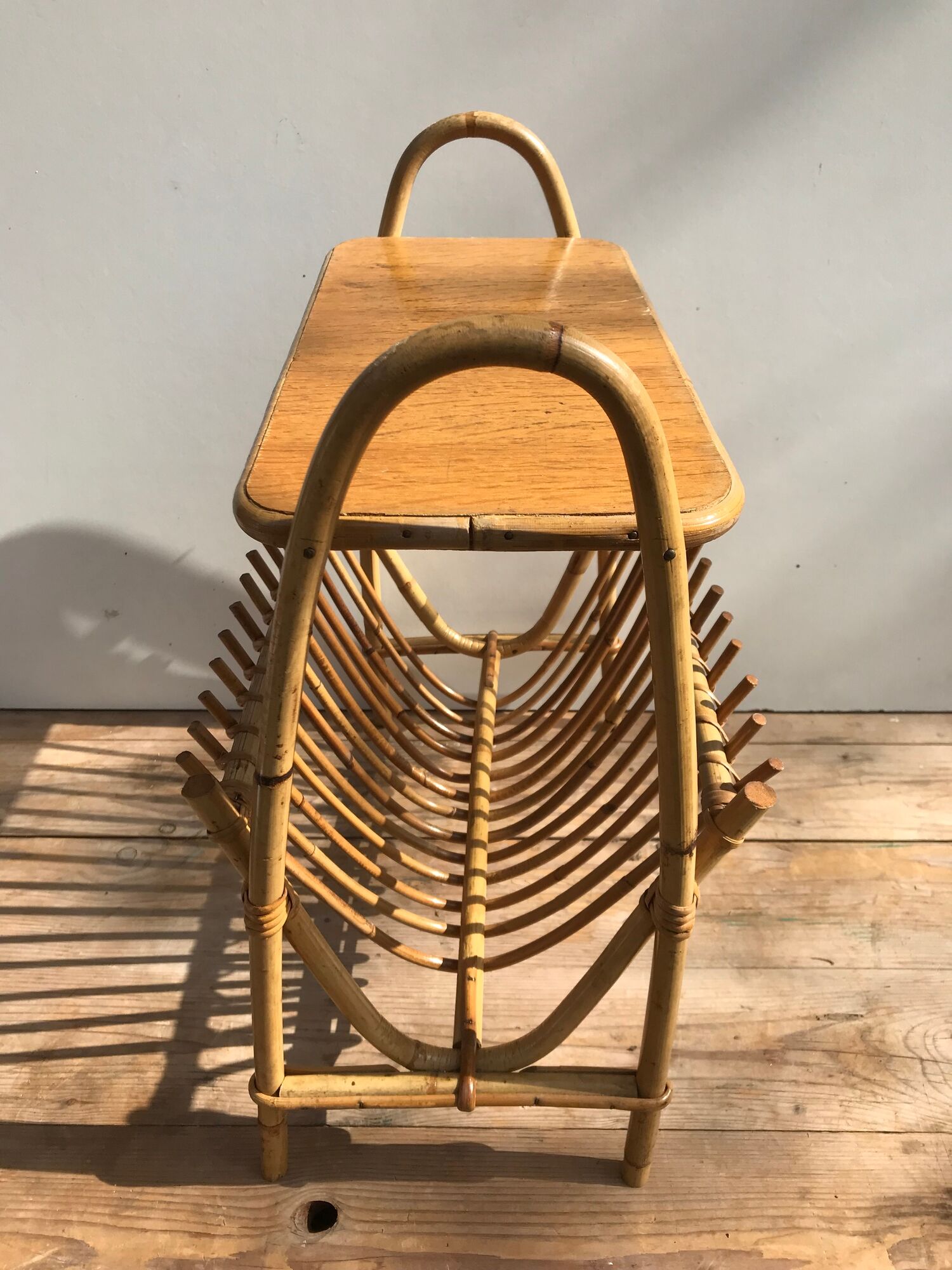 Rattan magazine rack and table