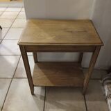 Small piece of furniture/old pedestal table