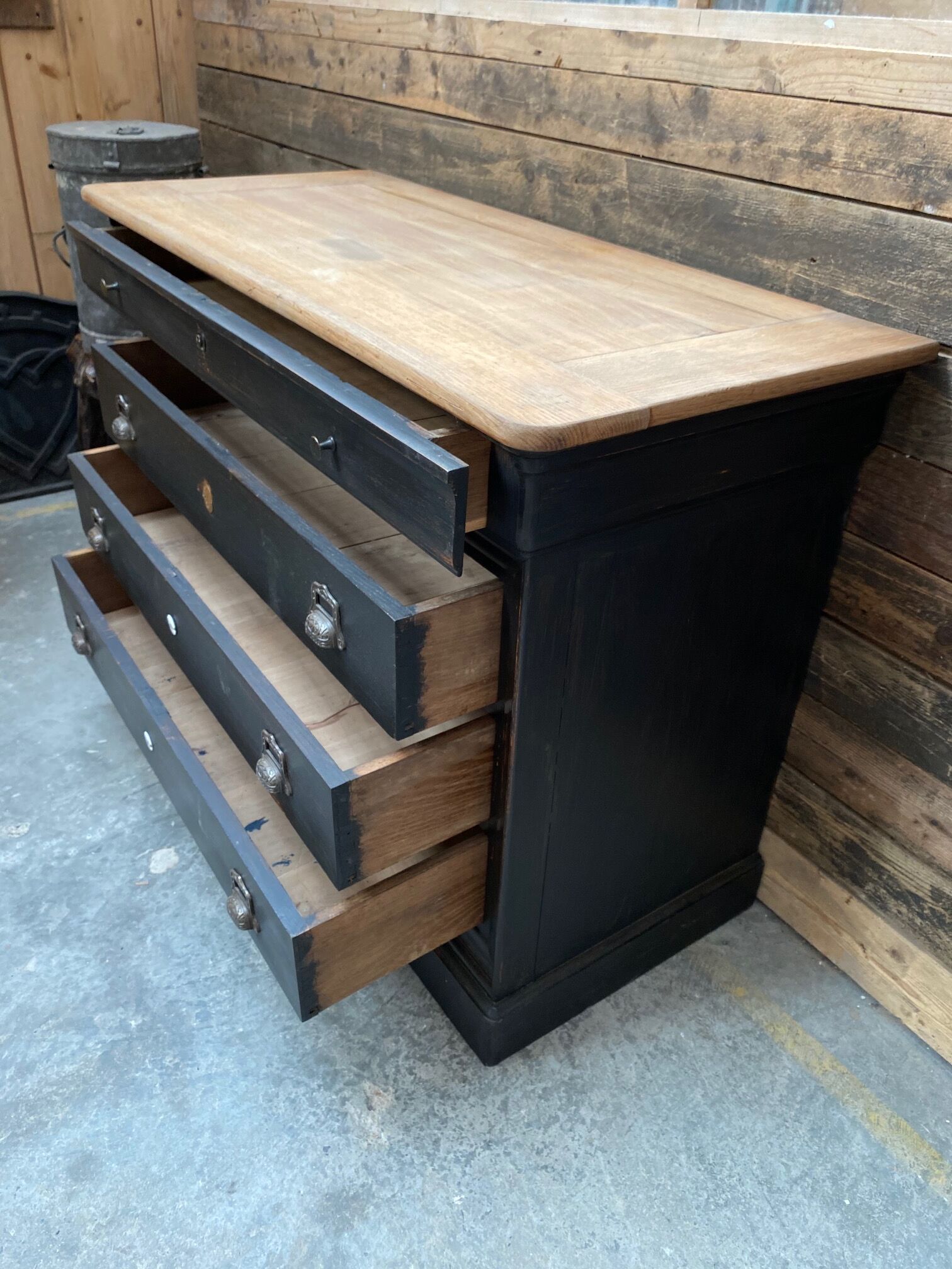 Dresser early 20th century