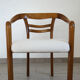 Fauteuil vintage en bois et bouclette fine