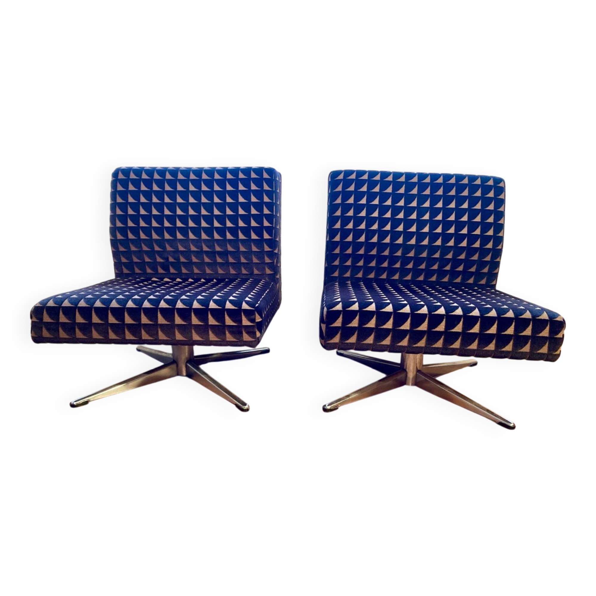 2 armchairs from the 1960s