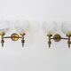 Paire d'appliques murales vintage en laiton et globe en verre années 50