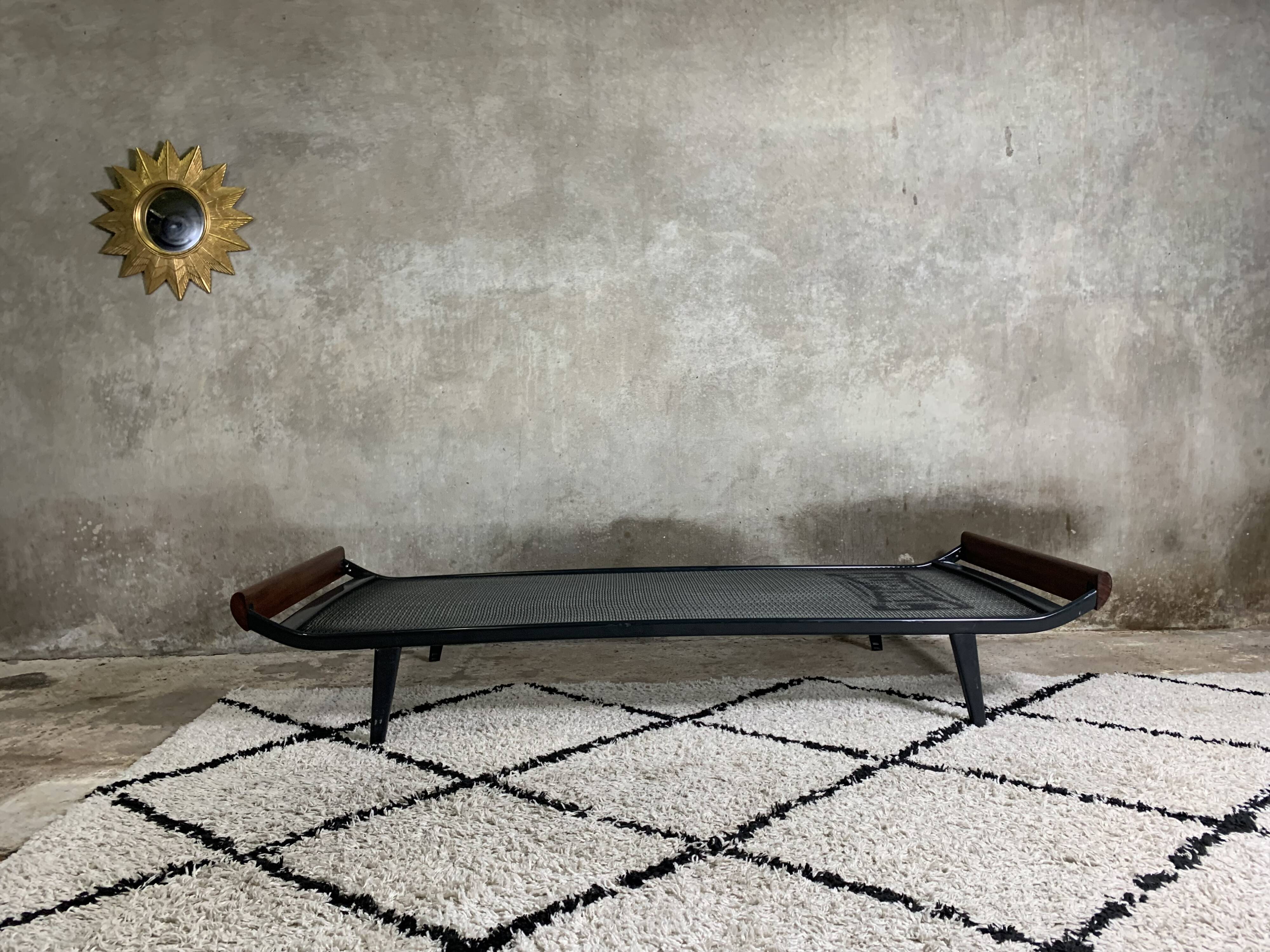 Cleopatra Day Bed By Andre Cordemeyer For Auping