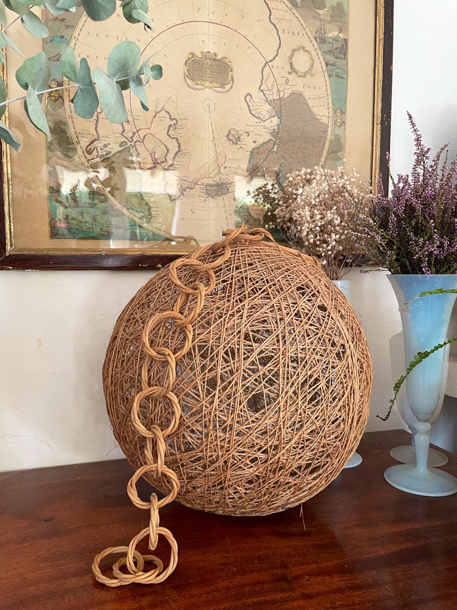 Suspension corde et rotin vintage