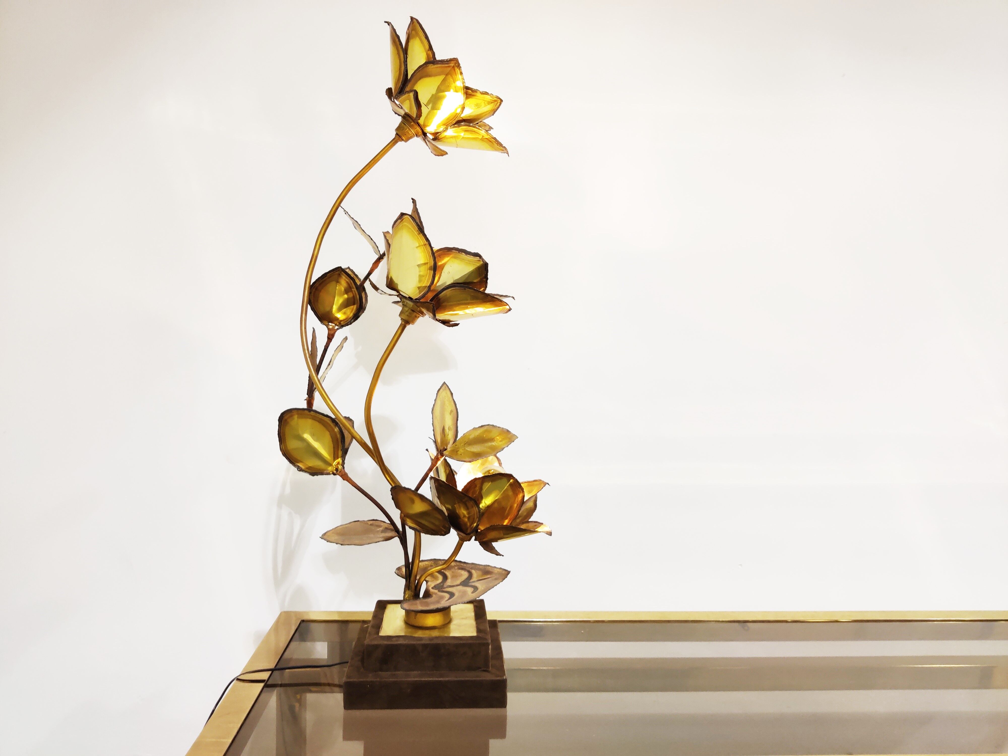 Flower lamp, 1970