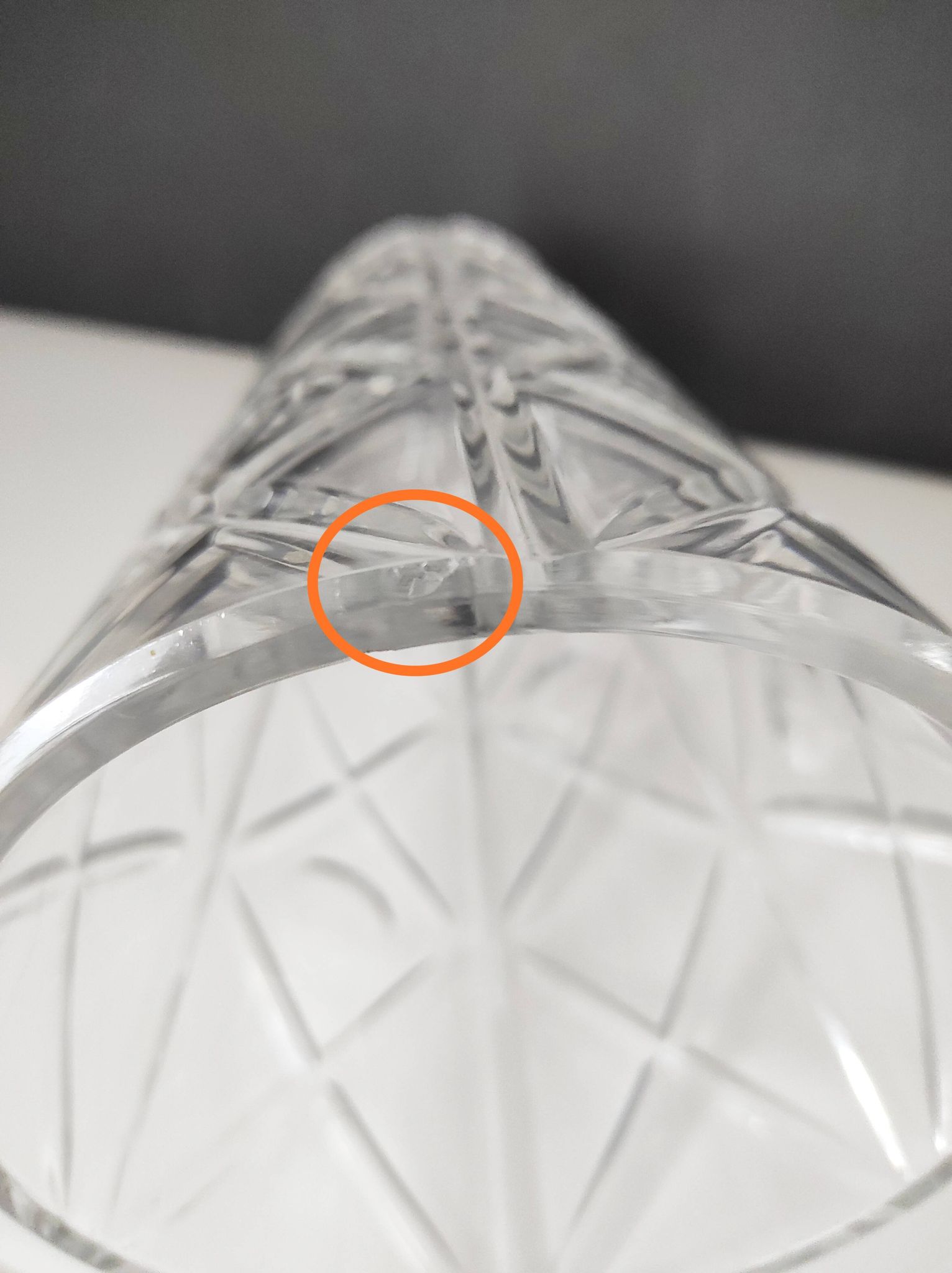 Vase en cristal décor de pastilles 25,5 cm