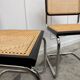 Paire de chaises B32 noires