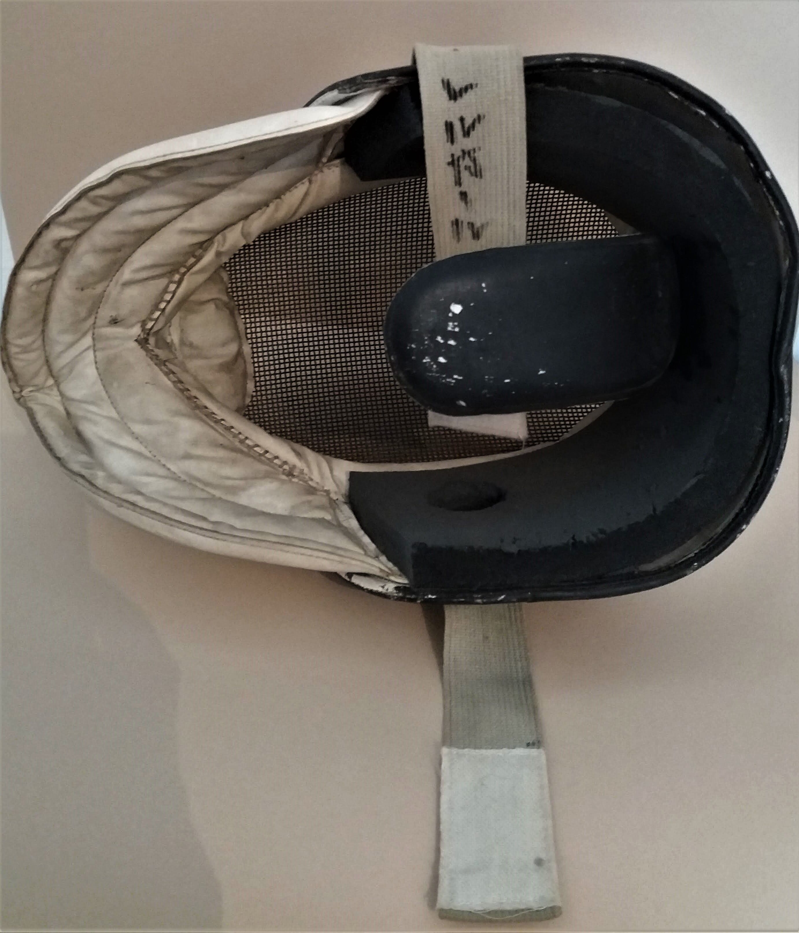 Casque d'escrime vintage