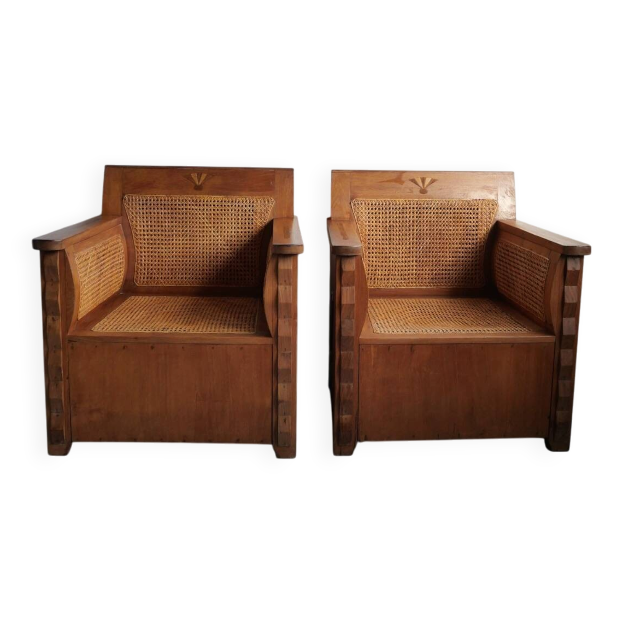 Paire de fauteuils bois et cannage