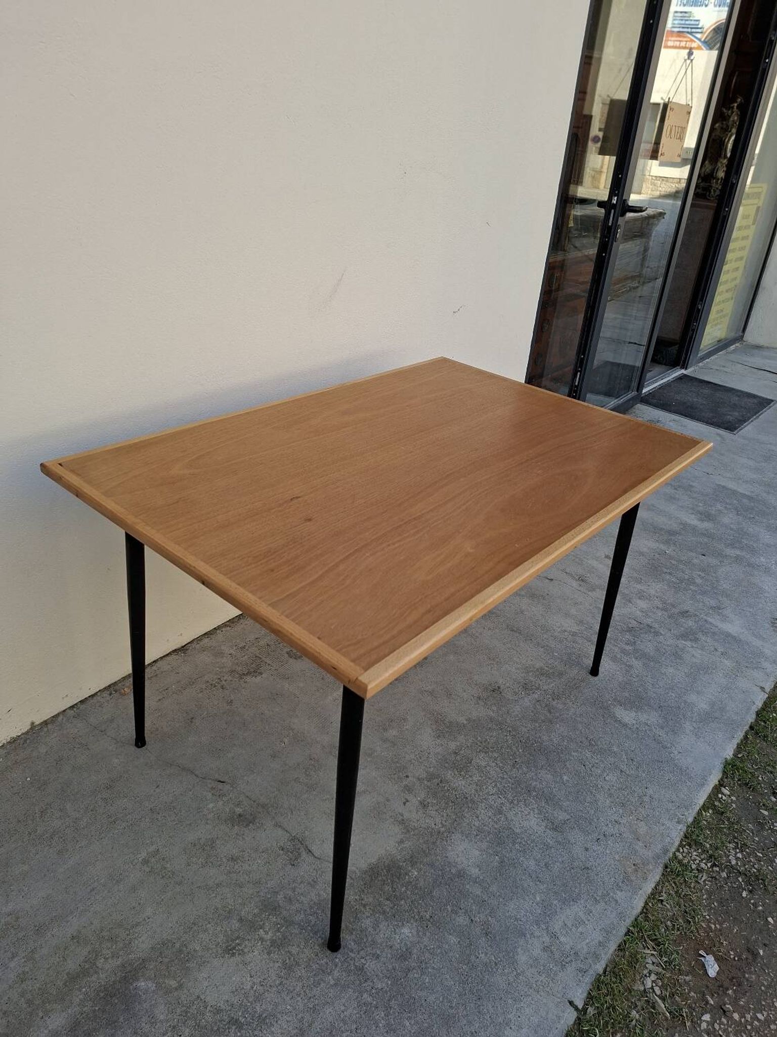 Vintage dining table from the 1960s.