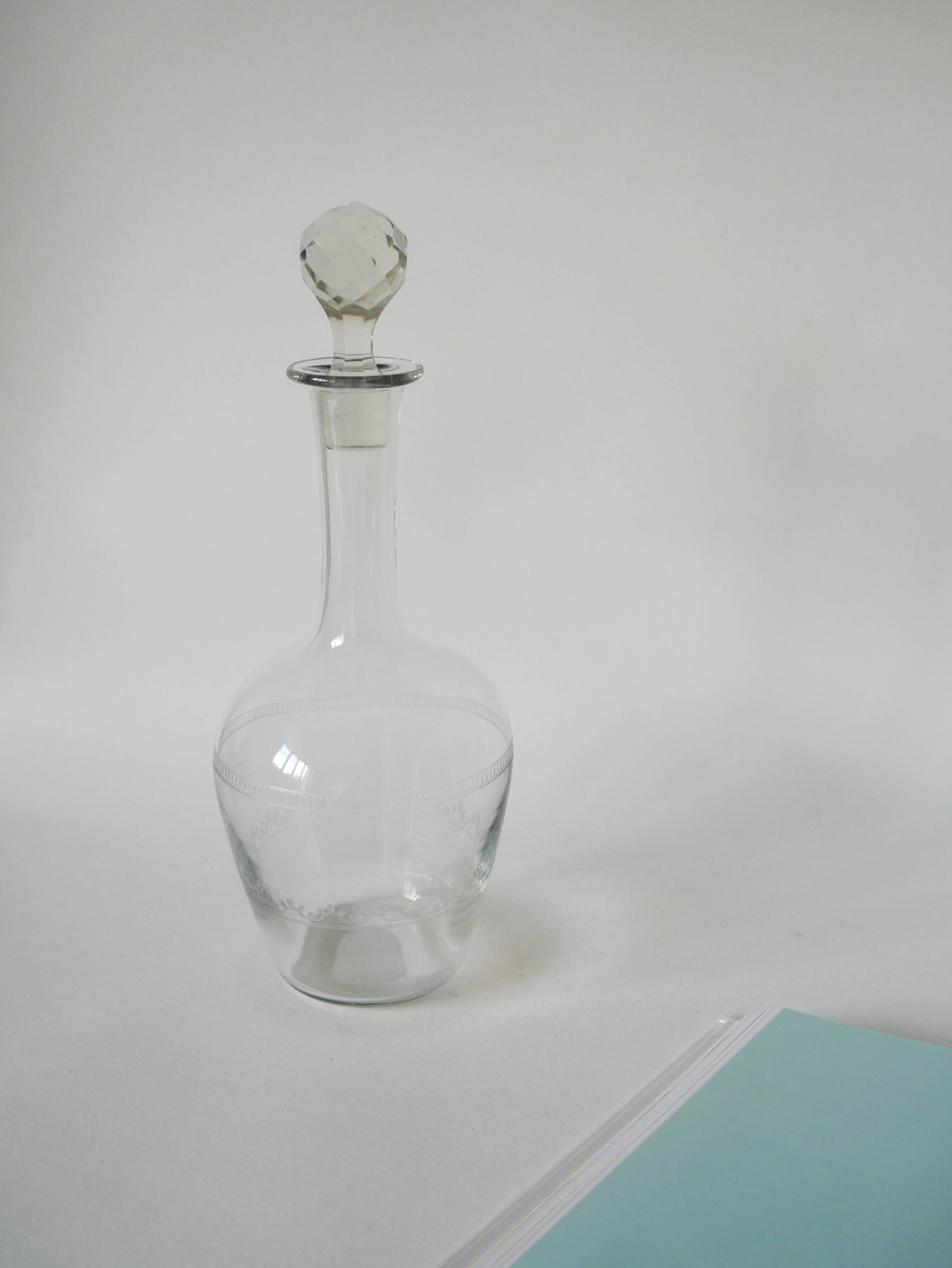 large wine carafe in chiseled glass and faceted stopper 1930
