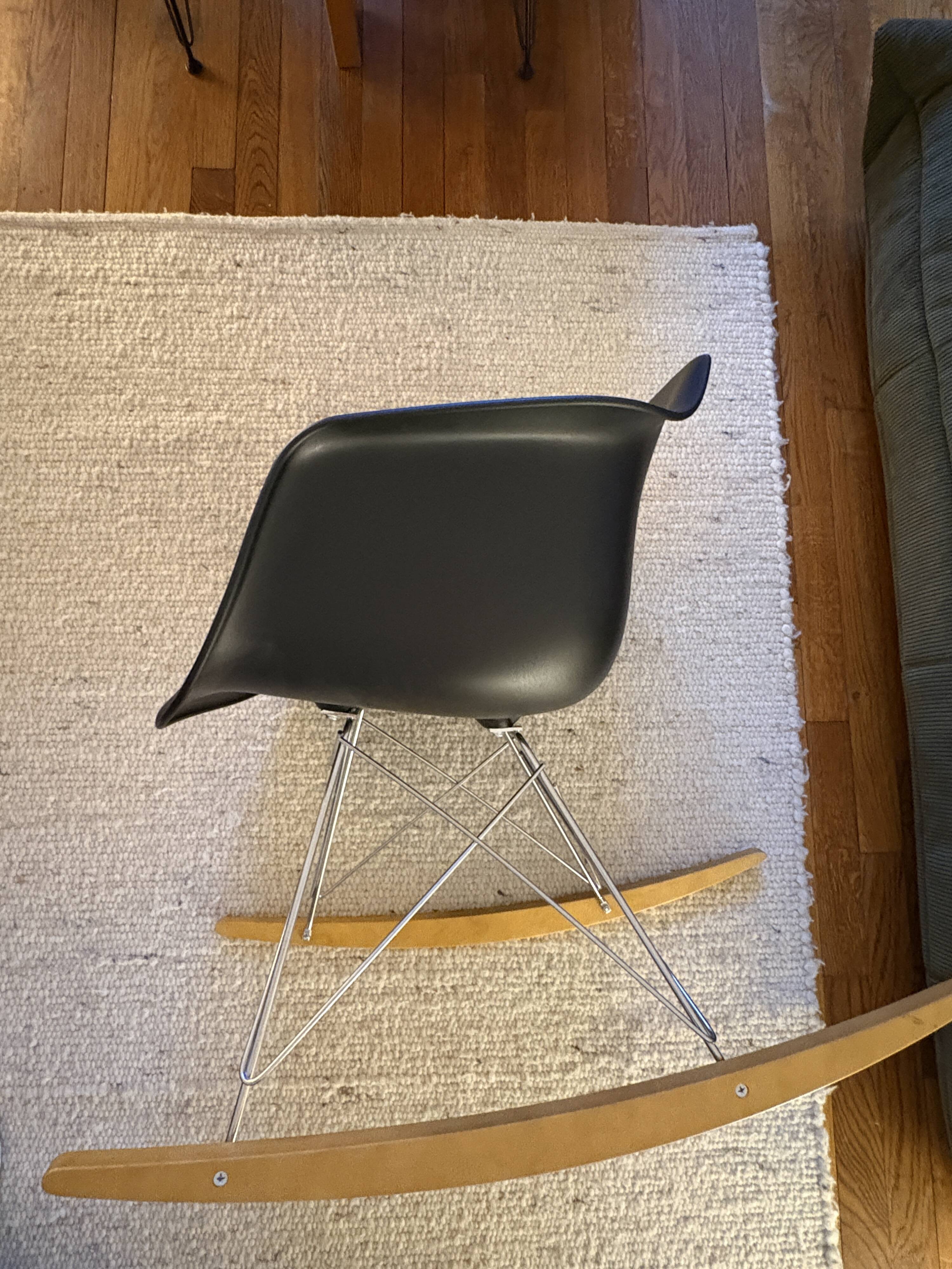 Eames Plastic Chair