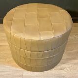Coffre en cuir couleur mastic 1970