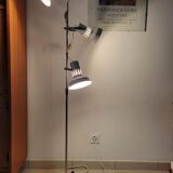 Reading floor lamp