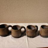 Lot of 4 sandstone glasses