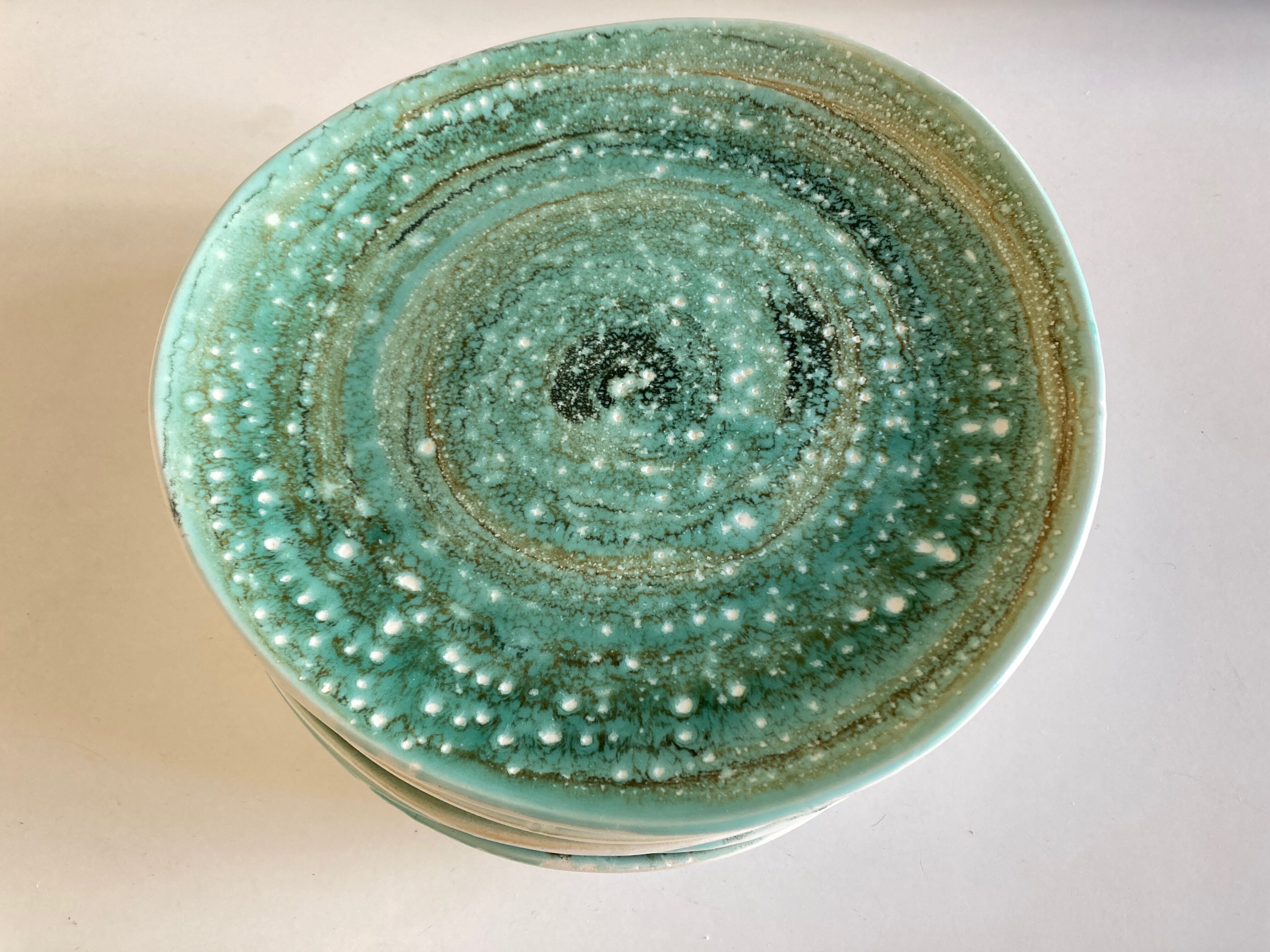 Set of 9 plates 1970 in stoneware Mousse de Nierderviller