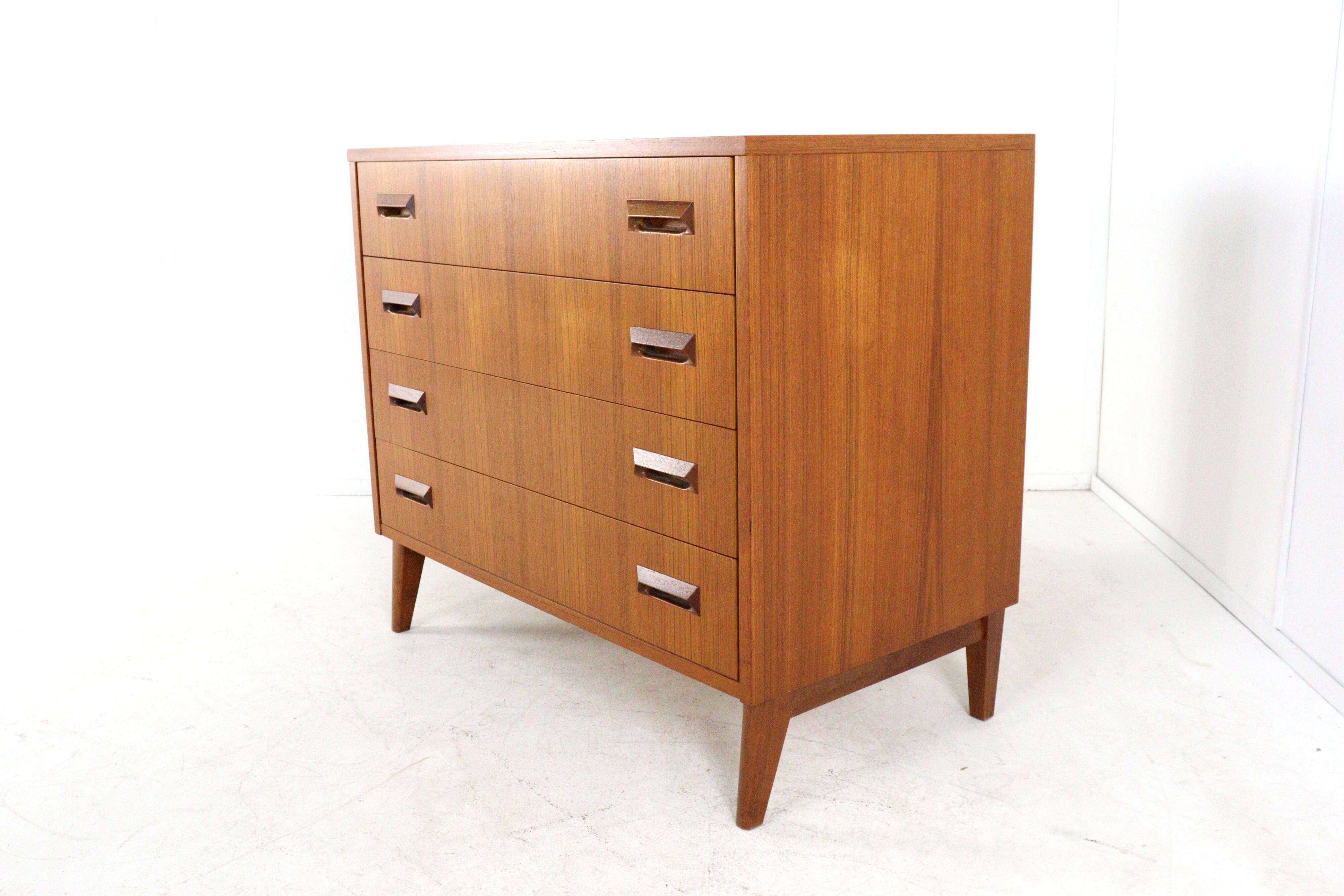 Danish design Drawer cabinet / commode in teak - mid century modern