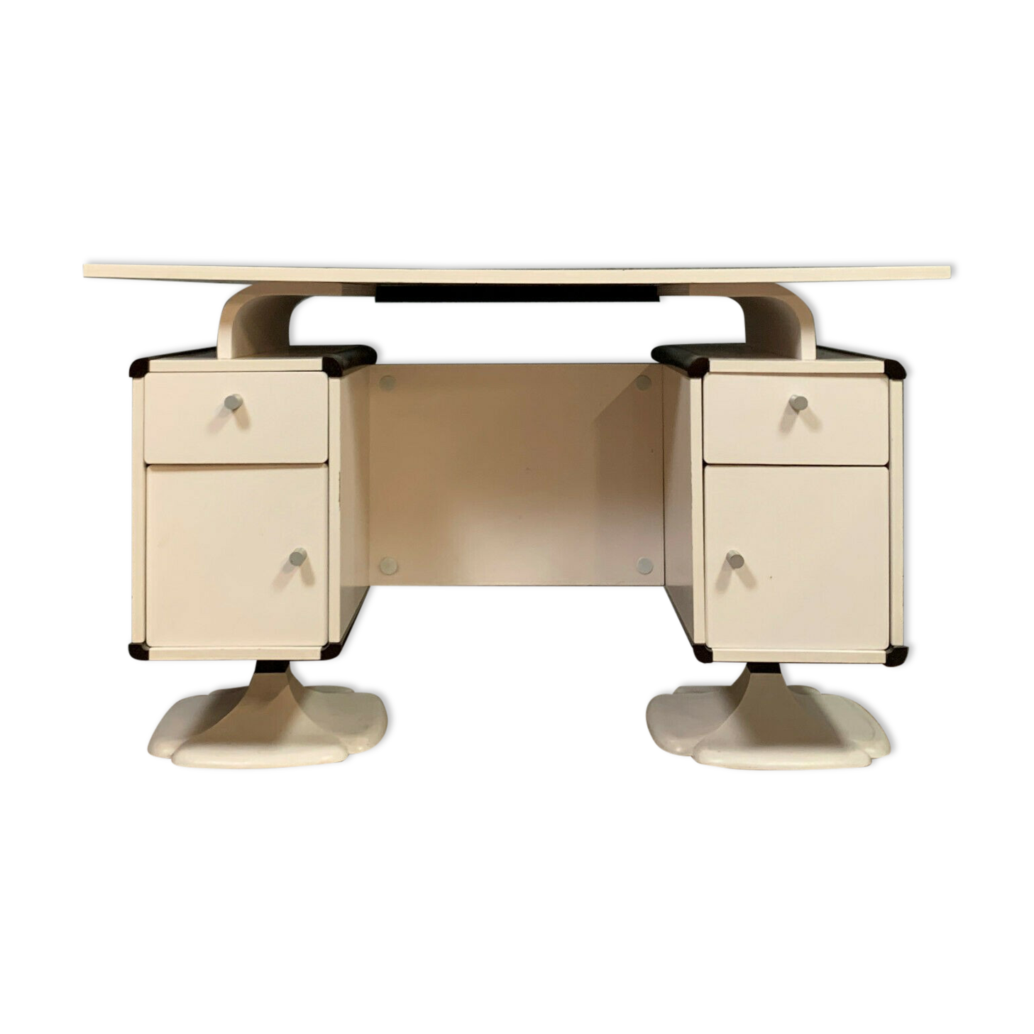 Design of the twentieth century caisson office of the maison gautier around 1970