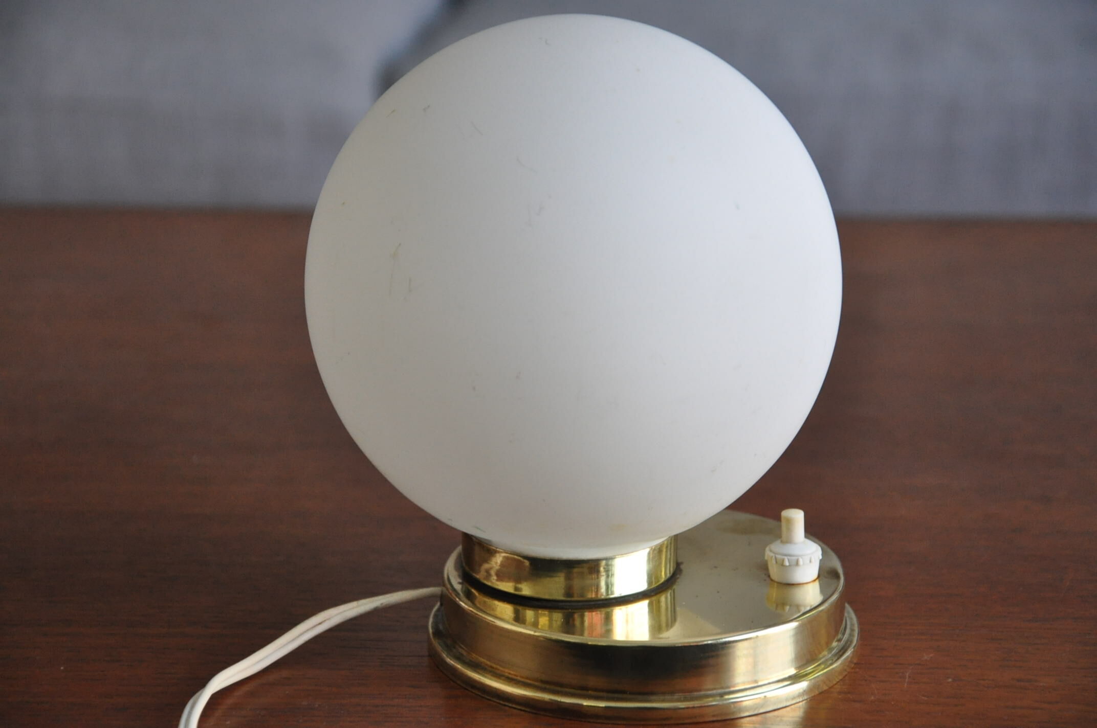 Brass lamp 50s opaline