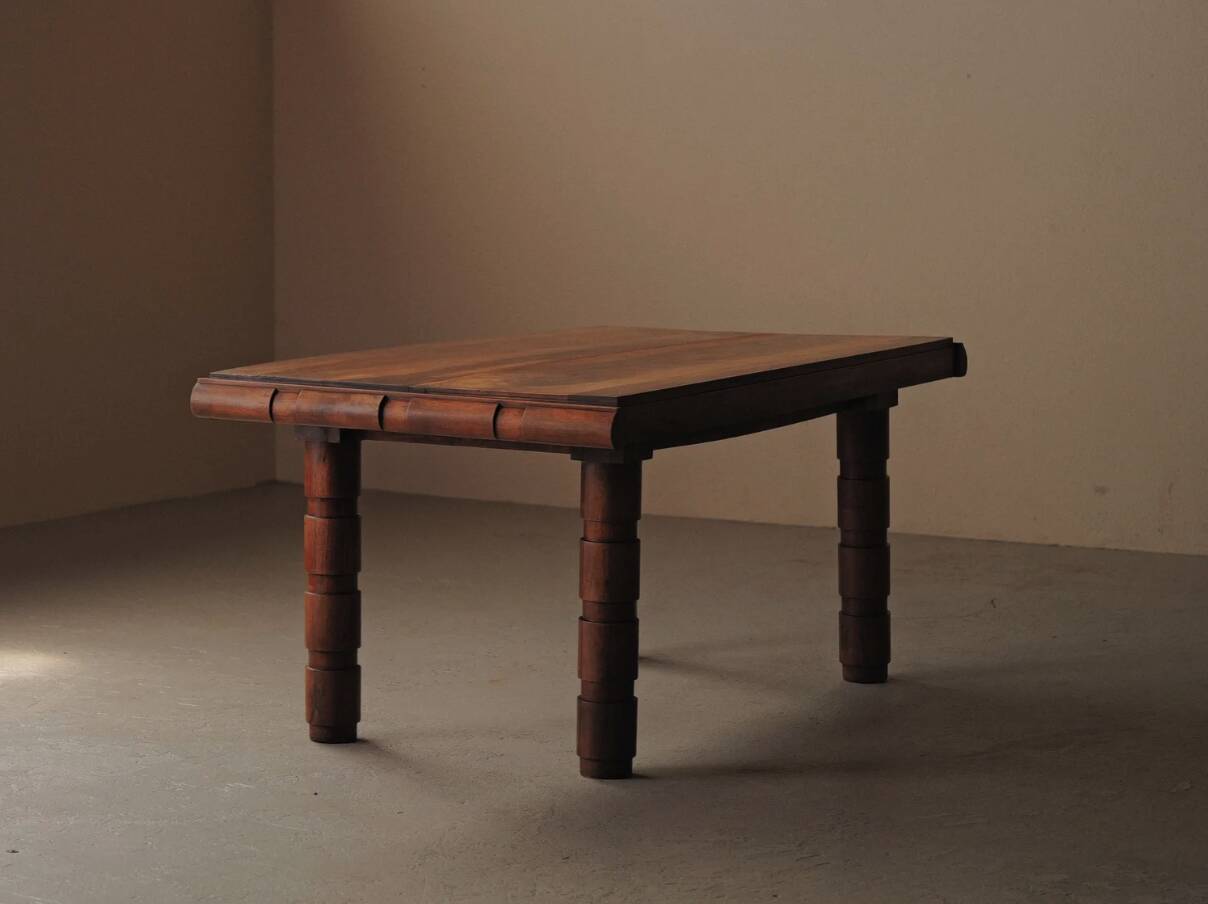 Modernist table in oak and walnut, France, Art Deco, circa 1940.