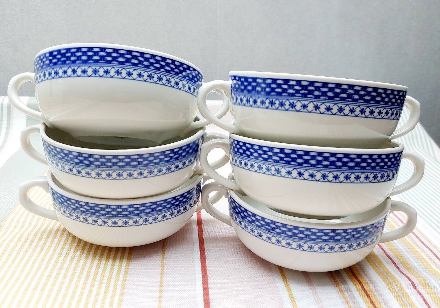 6 Royal Boch handle bowls