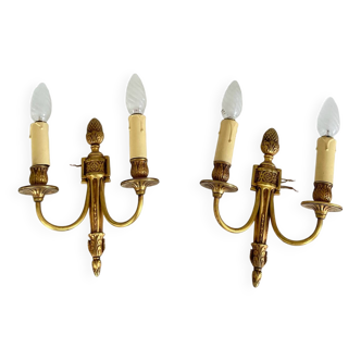 St Louis XVI gilded bronze wall lights with foliage and pine cone decorations