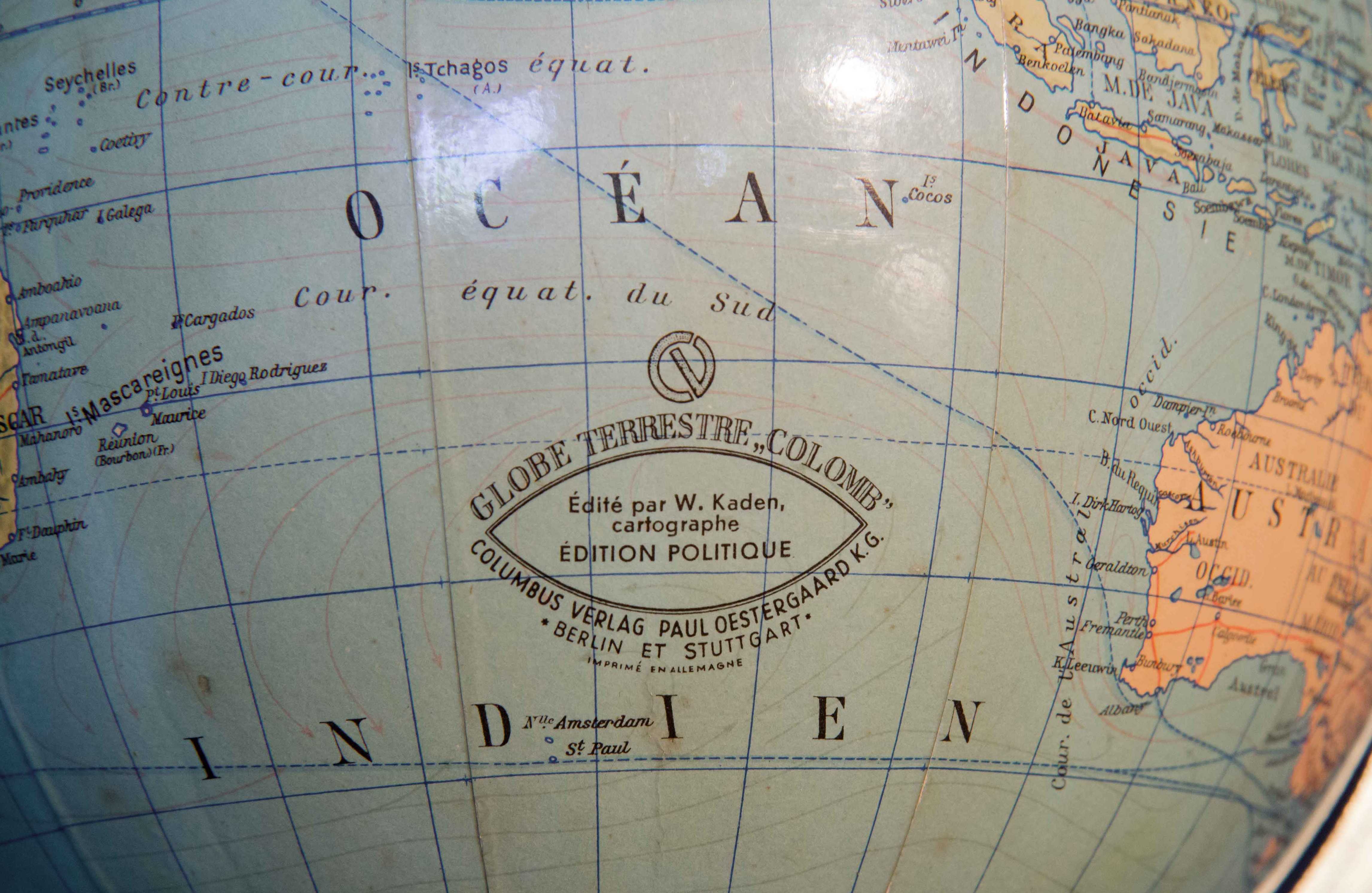 Globe Earth Columb year 50