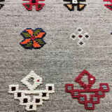 Carpet in gray wool 100x70cm