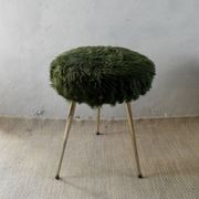 Chaise et tabouret tripode "moumoute" marque Pelfran, vers 1970