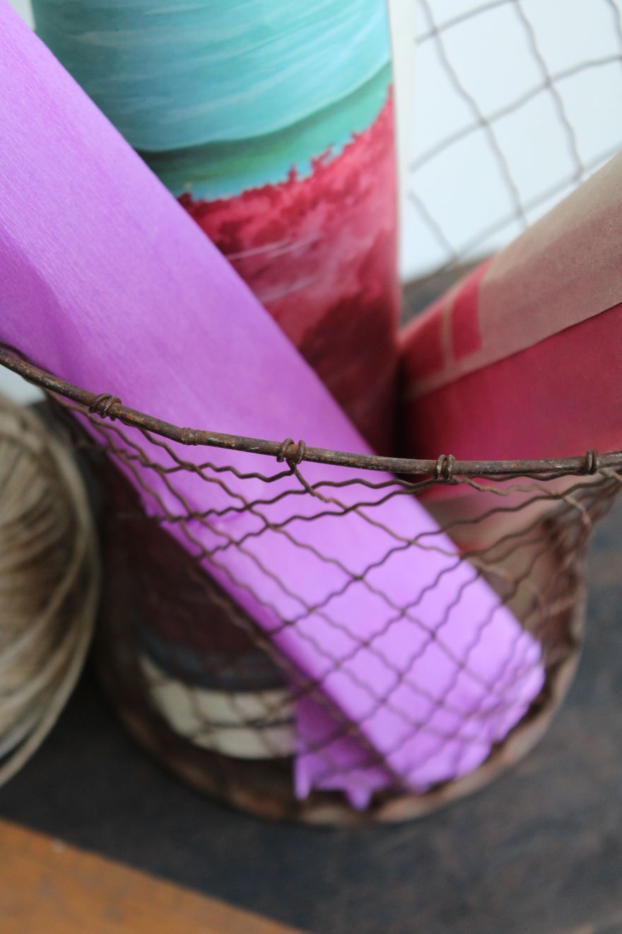 Metal wastepaper basket