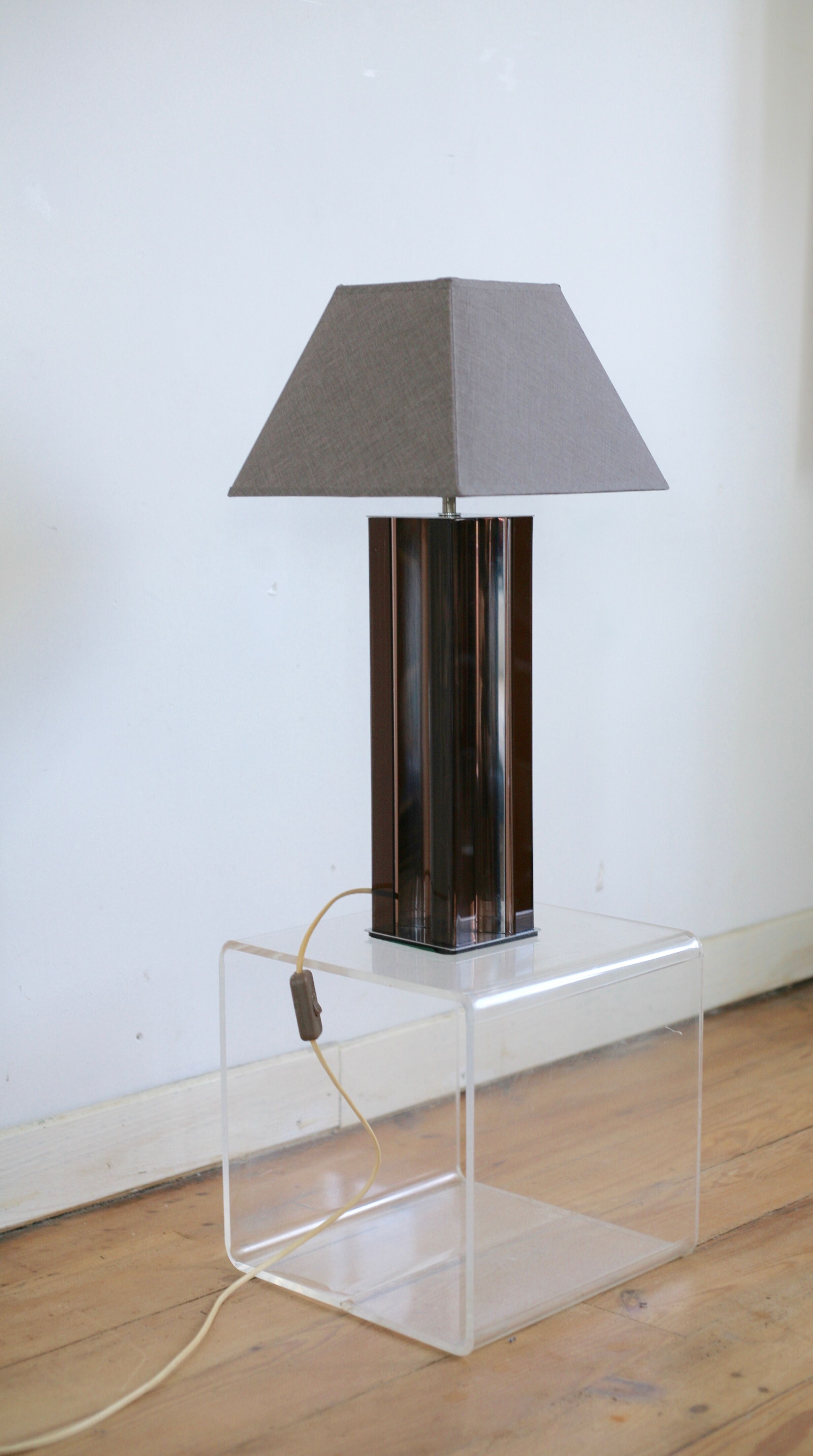 Kinetic lamp 70s, altuglas and chrome steel. France, circa 1970