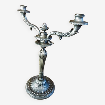 Chandelier double branches en métal argenté, style Louis XVI
