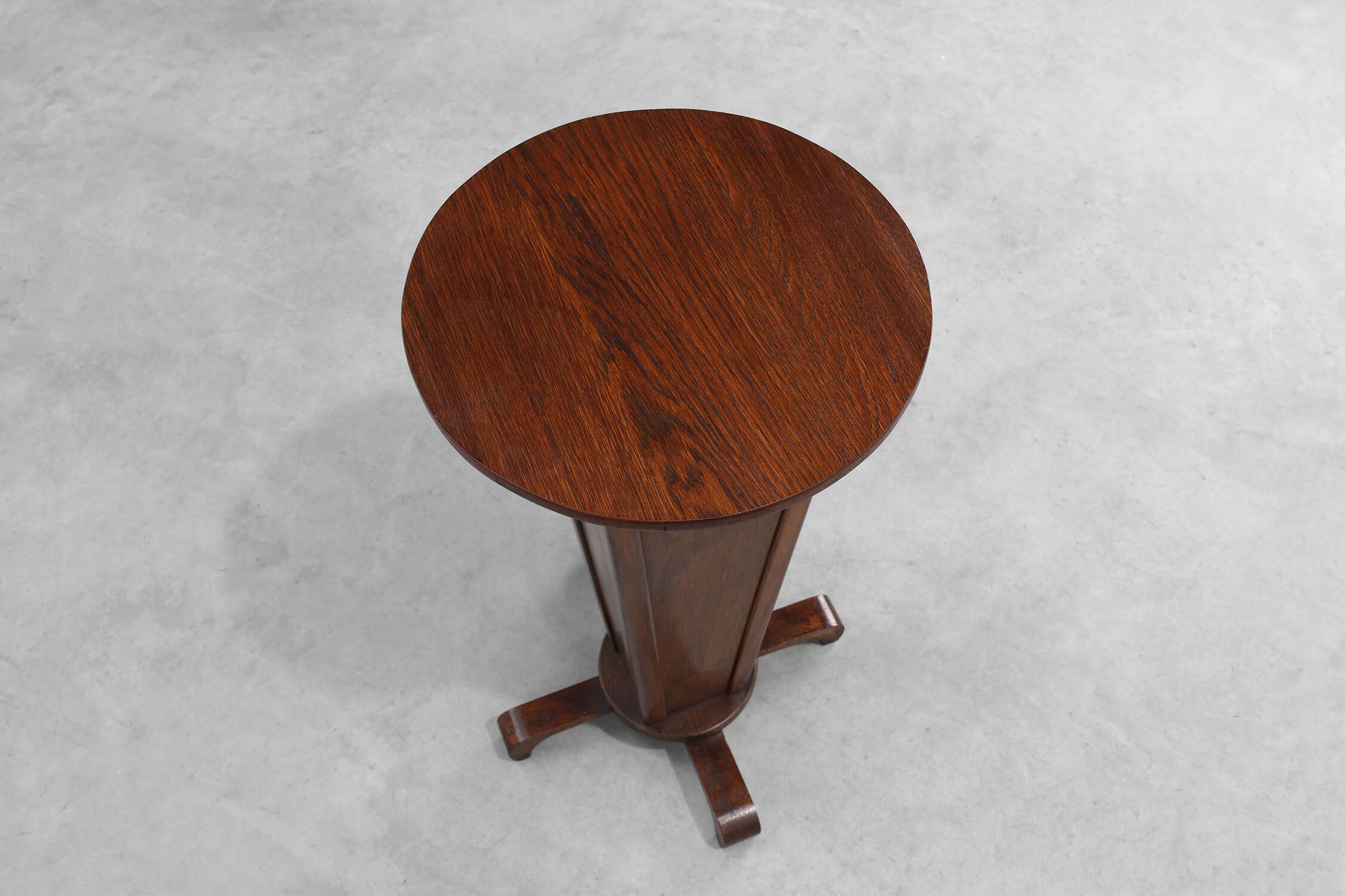 Art Deco round Oak Side Table, France 1930s