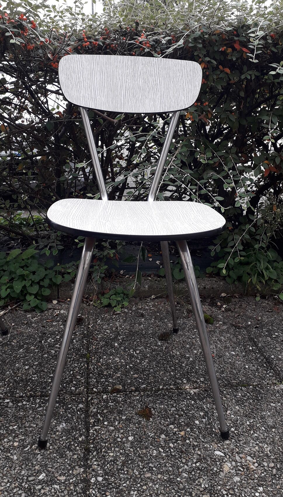 2 Formica chairs