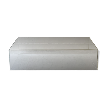 rectangular design coffee table in transparent plexiglass