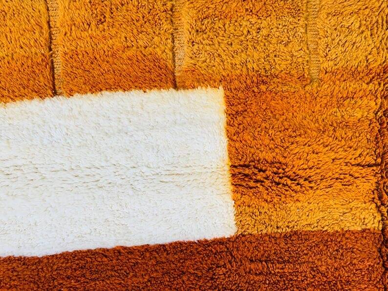 Berber carpet Beni Mrirt Moroccan handmade size 150 x 250 cm