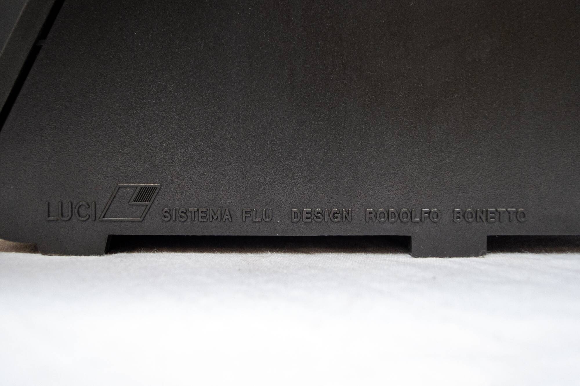 Lampada da tavolo Sistema Flu di Rodolfo Bonetto per Luci Italia 1981