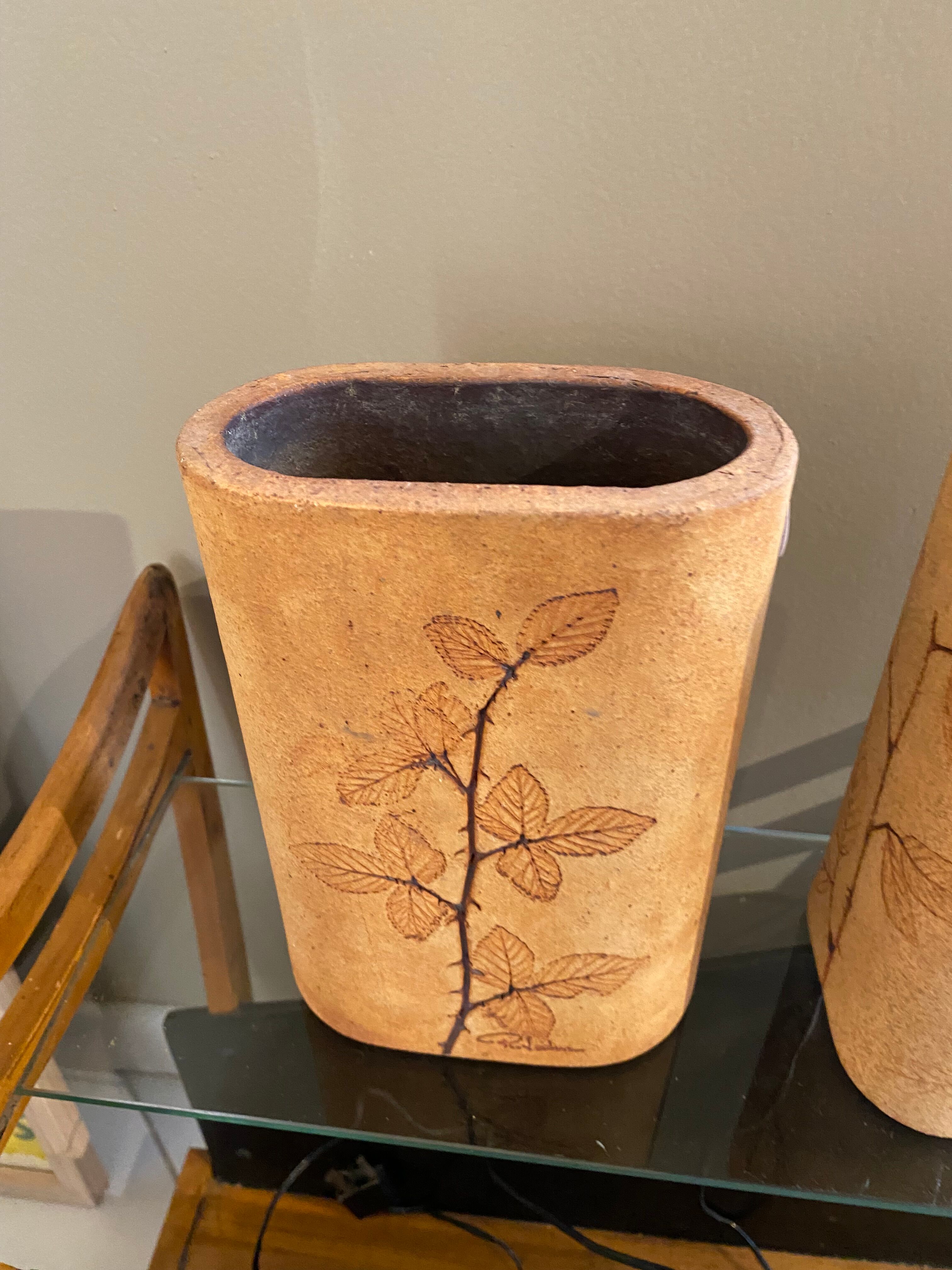 Leduc ceramic vase plant footprint