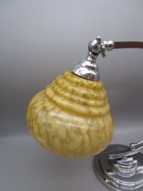 Lampe art-déco en métal chromé et verrerie de Clichy - décor de lune souriante
