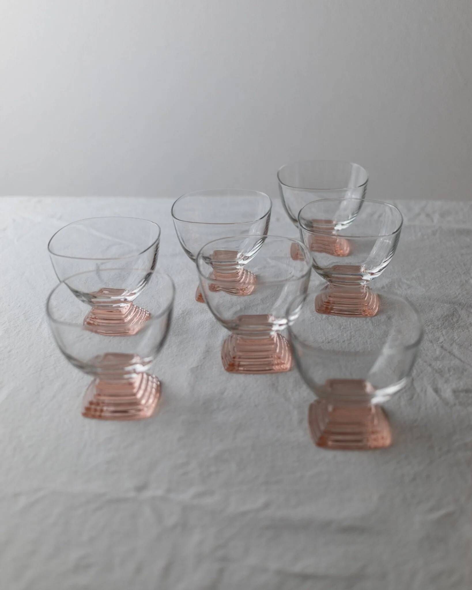 7 Retro Murano Glass Drinking Glasses - Pink, Peach & Clear Glass, 1970s Italy, Mid-Century Set
