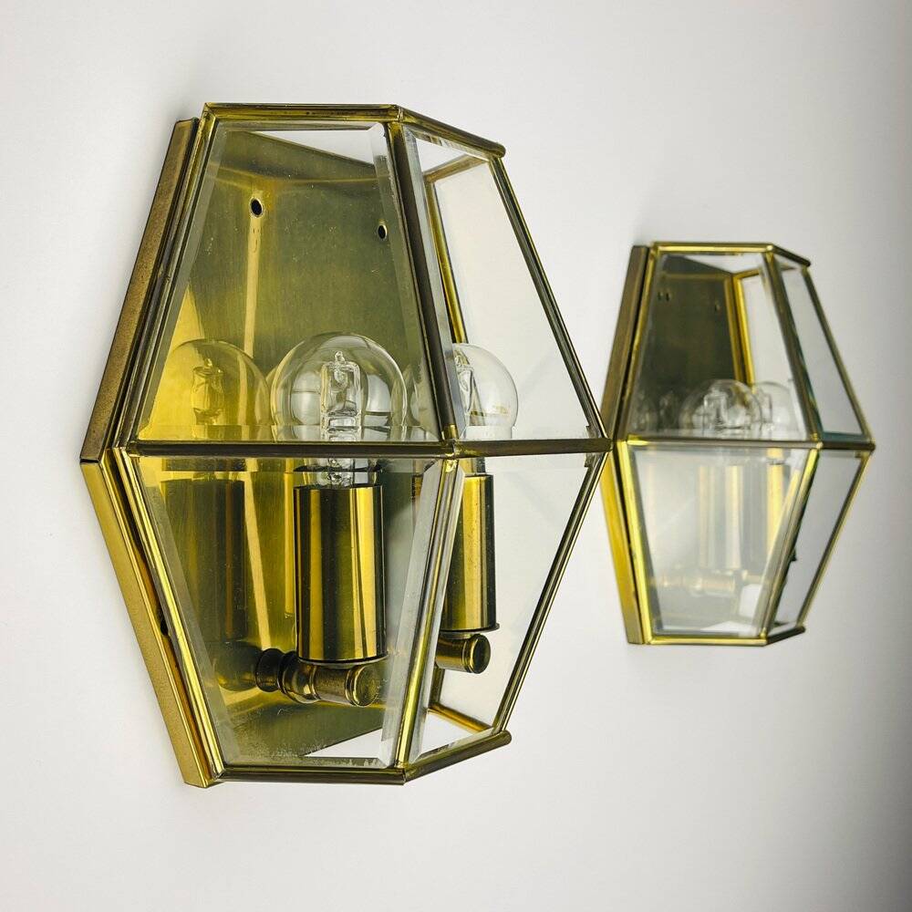 Hexagonal wall sconces in gilded brass and crystal, 1970s, set of 2.