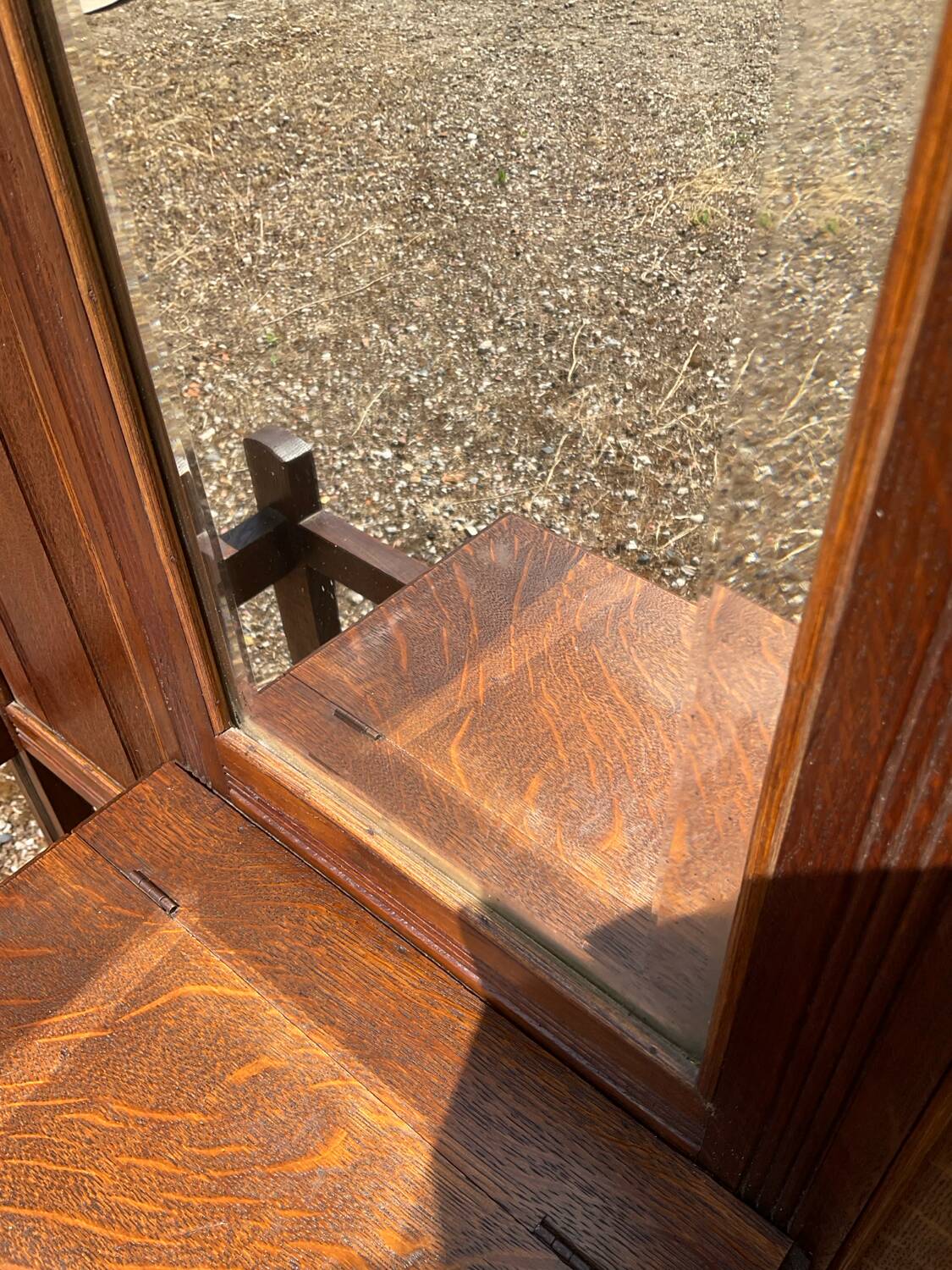Art Deco oak cloakroom