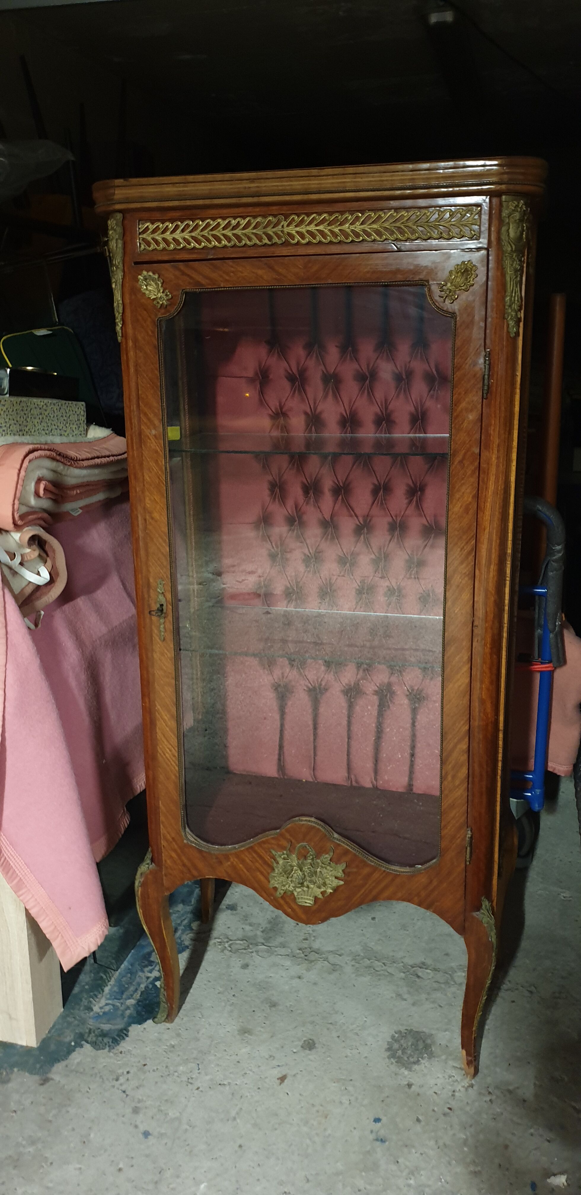 Meuble vitrine Louis XV  période Napoléon III