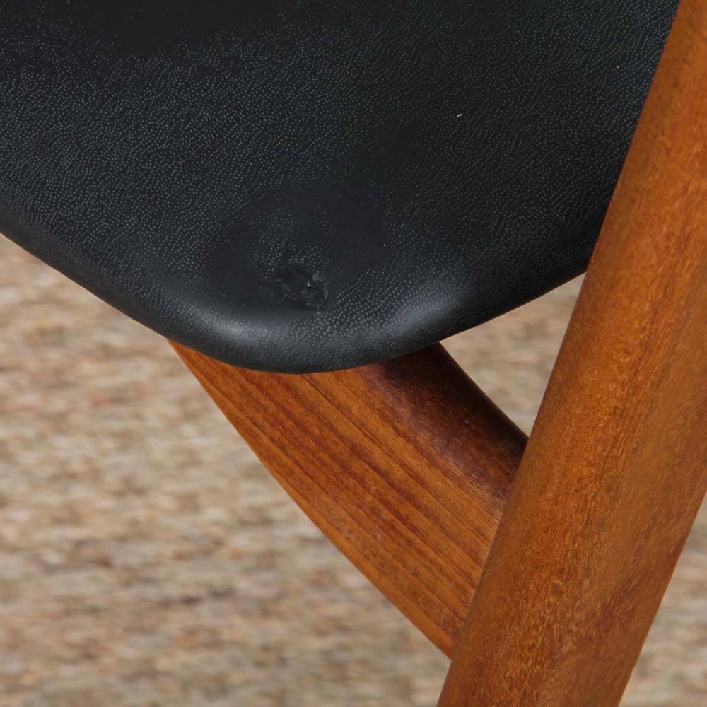 Pair of chairs by Henning Kjaernulf for Boltinge Stolefabrik, 1960